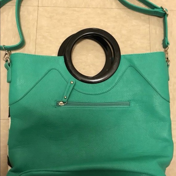 🆕Woman’s Fashion Bag, Sold as is. - Picture 3 of 3